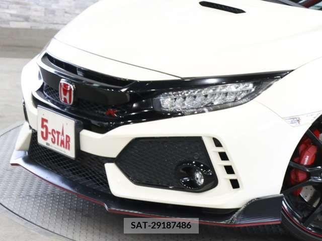 Honda CIVIC 2018-03 332858-4