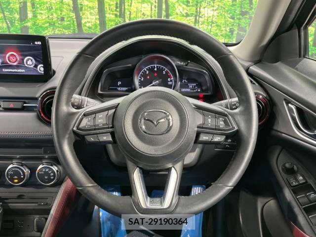 Mazda CX-3 2018-02 302055-11