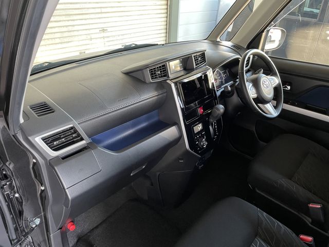 Toyota ROOMY 2018-05 183429-23