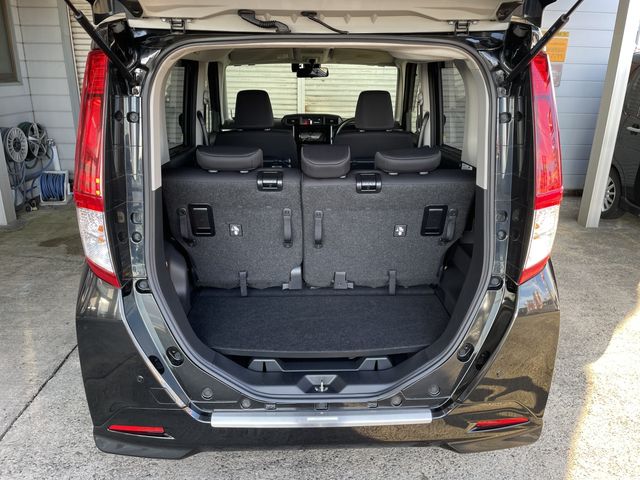 Toyota ROOMY 2018-05 183429-28