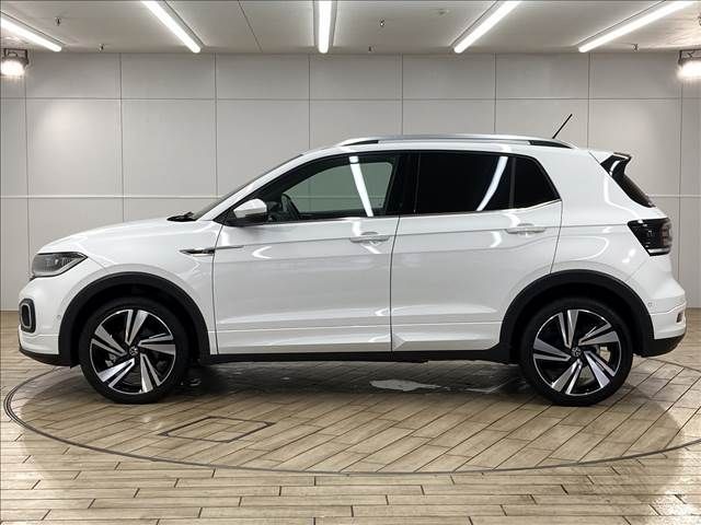 VolksWagen T-CROSS 2021-06 12168-15