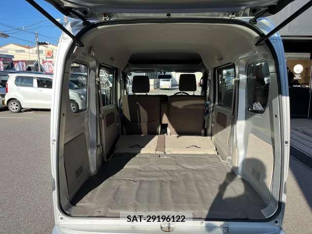 Suzuki EVERY 2016-08 334698-16