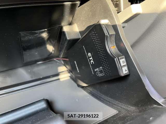Suzuki EVERY 2016-08 334698-11