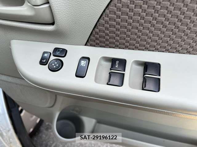 Suzuki EVERY 2016-08 334698-8