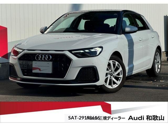 Audi A1 2023-08 356435-0