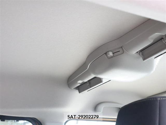 Suzuki SPACIA 2022-03 380517-11