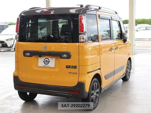 Suzuki SPACIA 2022-03 380517-5