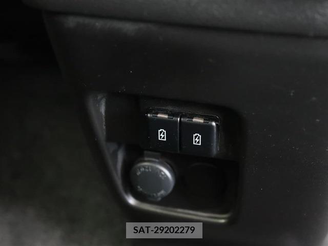 Suzuki SPACIA 2022-03 380517-27
