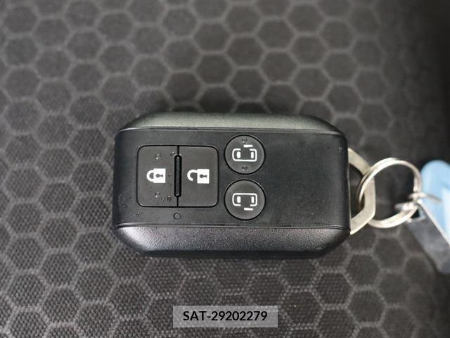 Suzuki SPACIA 2022-03 380517-16