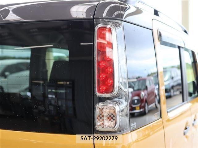 Suzuki SPACIA 2022-03 380517-25