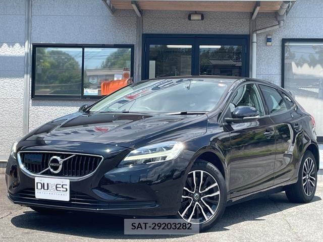 Volvo V40 2019-10 370212-0