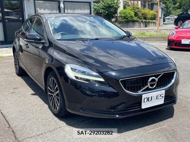 Volvo V40 2019-10 370212-2