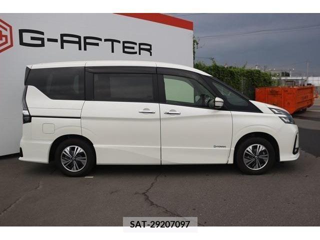 Nissan SERENA 2022-06 376407-6