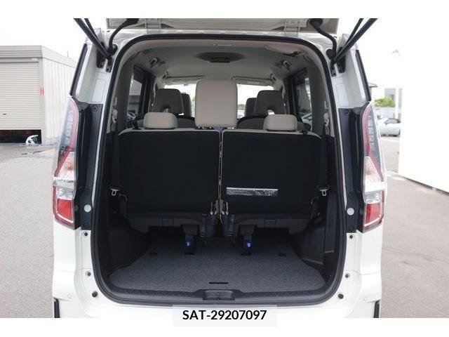 Nissan SERENA 2022-06 376407-13