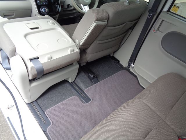 Daihatsu TANTO 2018-07 7529-27