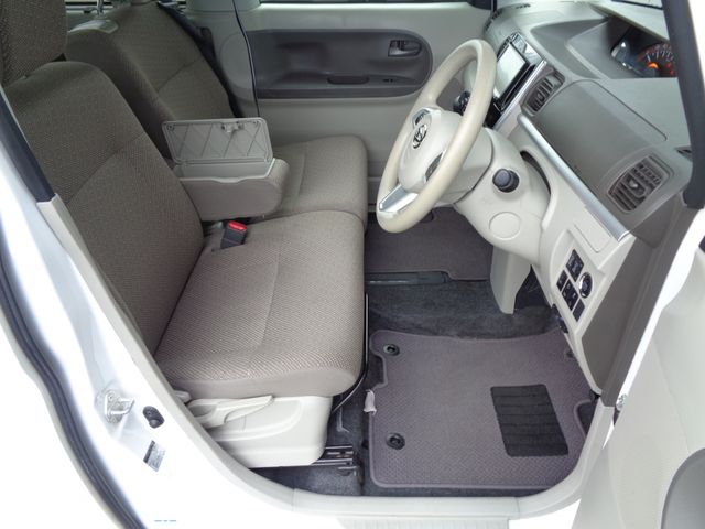 Daihatsu TANTO 2018-07 7529-3