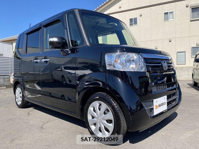 Honda N BOX 2017-04 278487-1