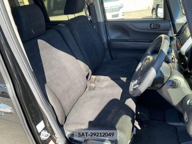 Honda N BOX 2017-04 278487-11