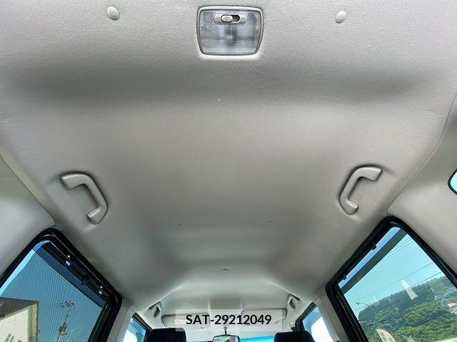 Honda N BOX 2017-04 278487-16