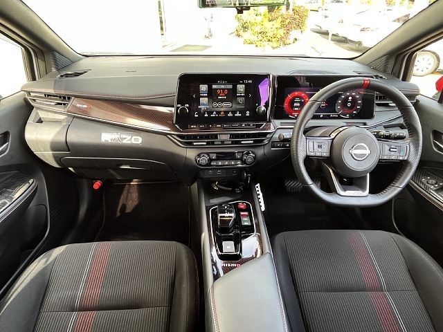 Nissan AURA 2023-03 183477-1