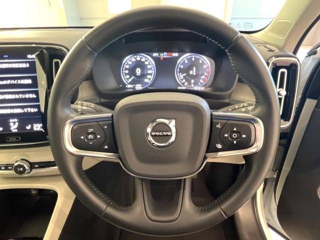 Volvo XC40 2021-08 182571-11