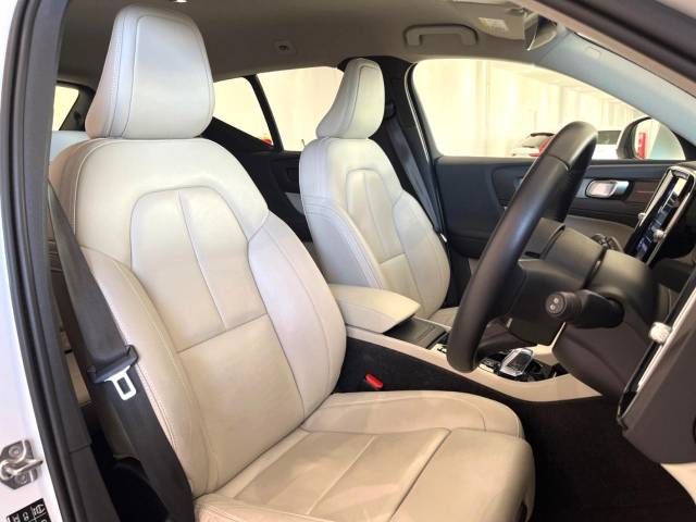 Volvo XC40 2021-08 182571-16