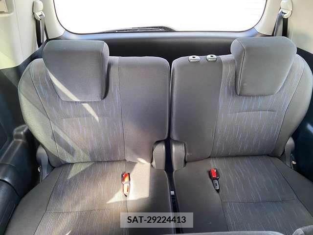 Toyota VOXY 2011-03 377578-16