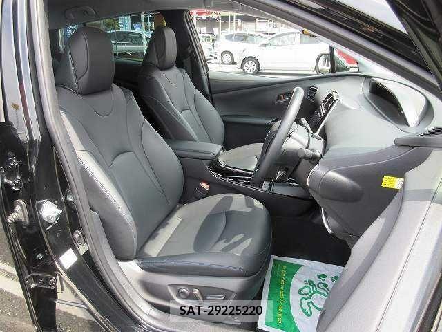 Toyota PRIUS 2019-06 201420-12