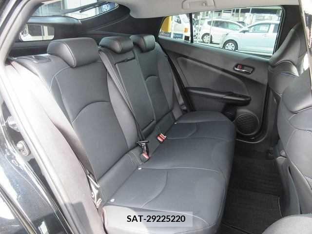 Toyota PRIUS 2019-06 201420-13