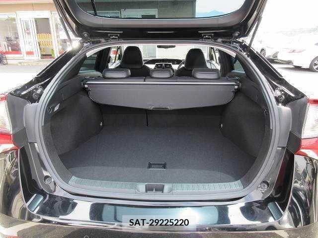 Toyota PRIUS 2019-06 201420-14