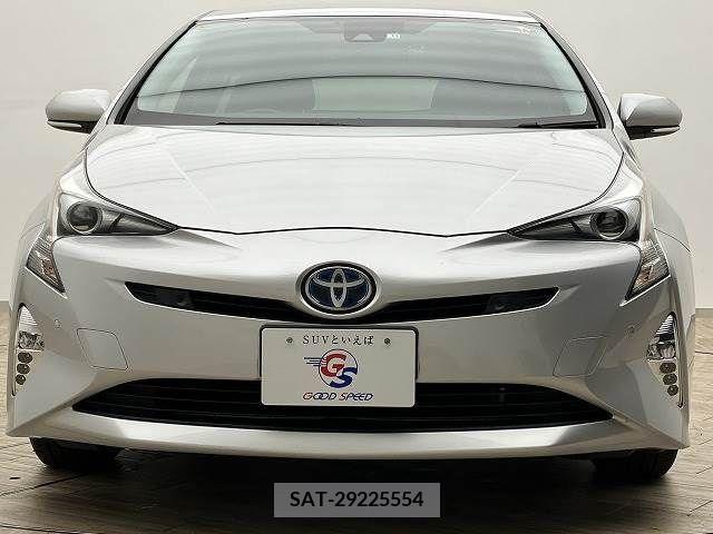 Toyota PRIUS 2017-11 223835-16