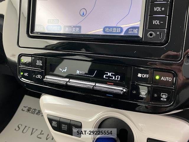 Toyota PRIUS 2017-11 223835-13