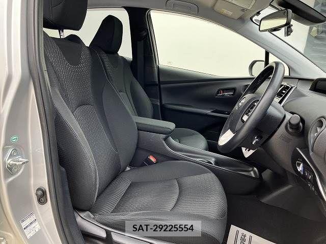 Toyota PRIUS 2017-11 223835-9