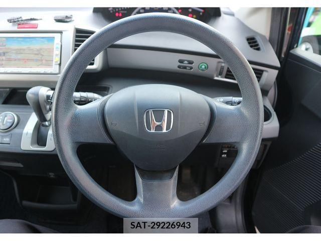 Honda FREED 2011-05 302826-1