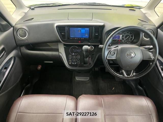 Nissan DAYZ ROOX 2015-12 333963-1