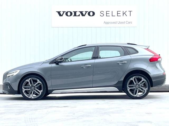 Volvo CROSS COUNTRY 2018-08 183261-17