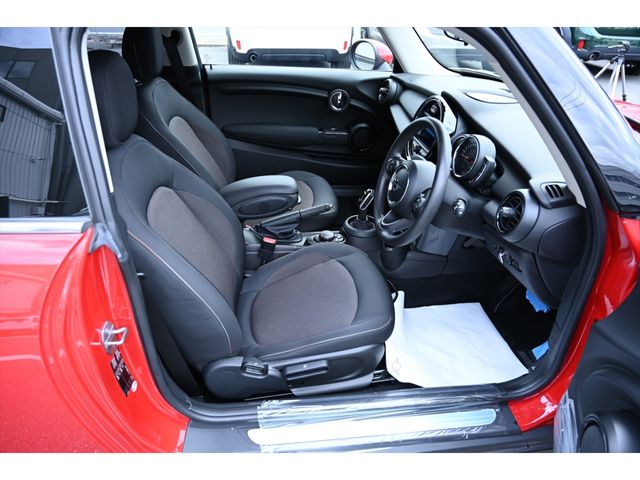 Bmw MINI 2019-04 20951-20