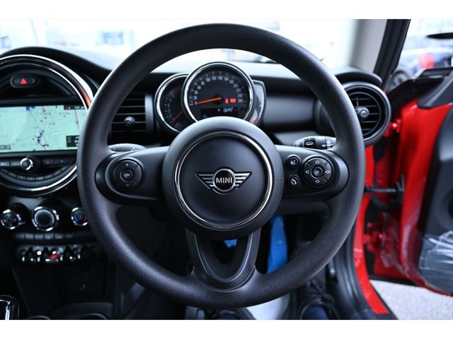 Bmw MINI 2019-04 20951-24