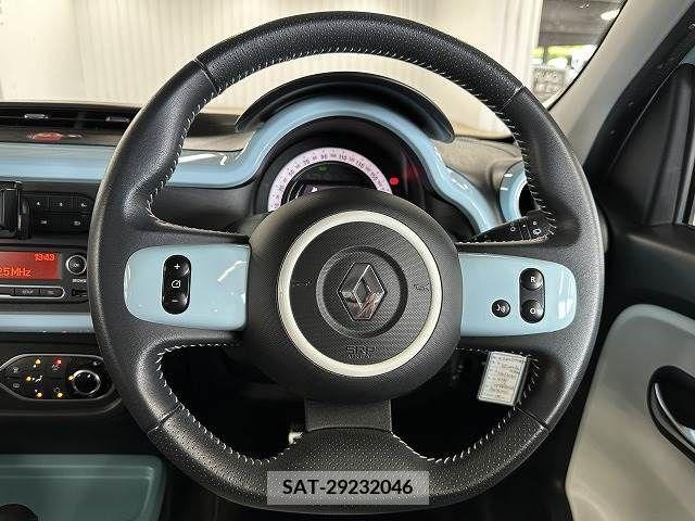 Renault TWINGO 2017-06 316974-9