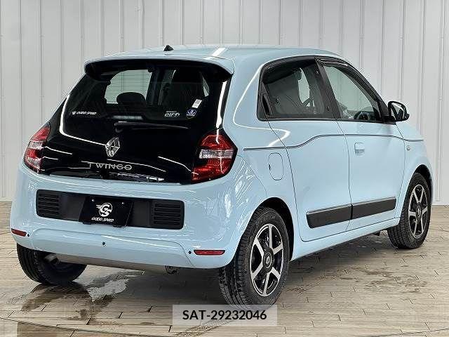 Renault TWINGO 2017-06 316974-15