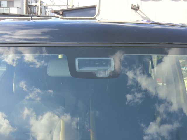 Suzuki X BEE 2018-07 14287-14