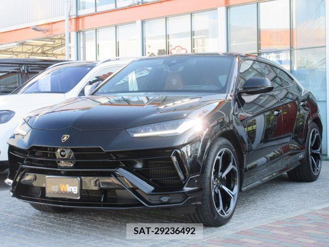 Lamborghini URUS 2023-05 351329-0