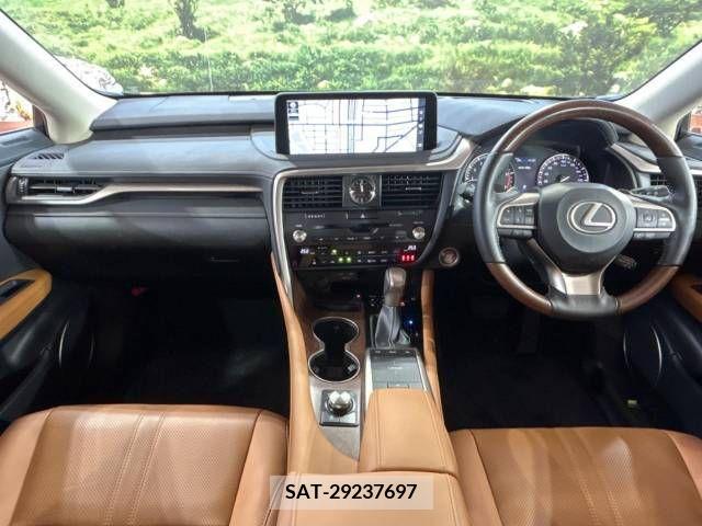 Lexus RX 2022-02 275827-1