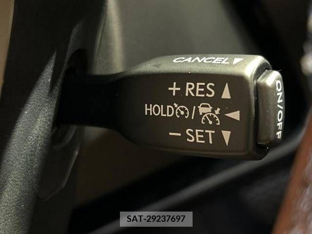 Lexus RX 2022-02 275827-6