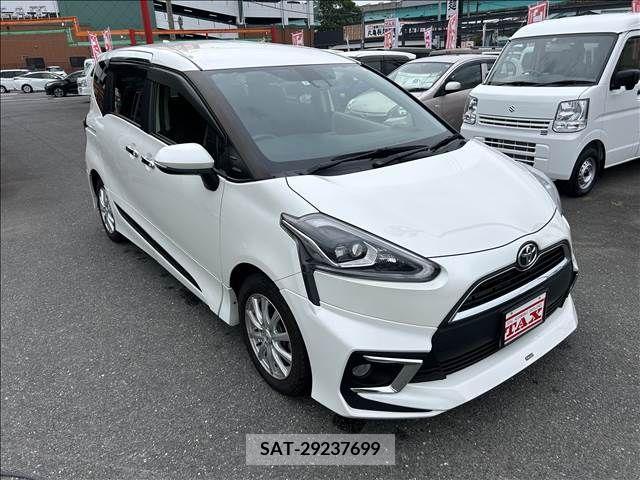 Toyota SIENTA 2017-07 298384-7