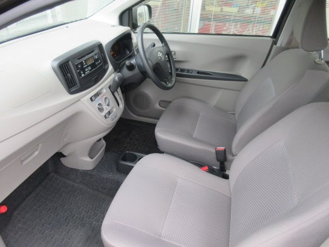 Toyota PIXIS EPOCH 2014-03 3993-4