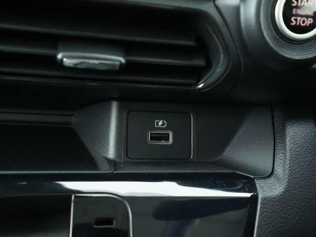 Mitsubishi EK X 2021-12 25420-17