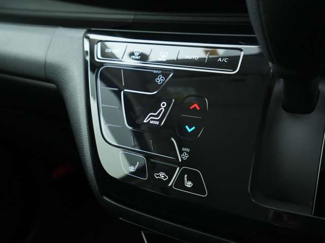 Mitsubishi EK X 2021-12 25420-11