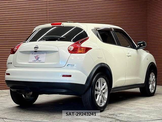 Nissan JUKE 2011-07 338907-15
