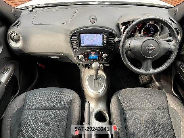 Nissan JUKE 2011-07 338907-1